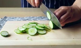 独特吃瓜法,品味夏日清凉新风尚