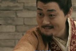 老伯和师兄吃瓜,老伯与师兄的瓜田奇遇记