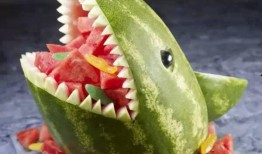 神王吃瓜,揭秘凡间奇闻轶事