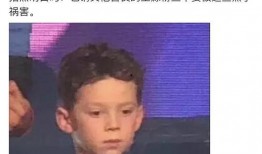 吃瓜爱上王源视频,王源美食之旅，甜蜜瞬间尽收眼底