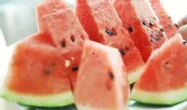 该怎么选择吃瓜,如何挑选美味多汁的瓜果