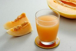 乌鸦吃哈密瓜,智慧与美味的邂逅