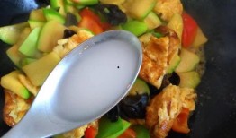 宝宝吃角瓜用焯水吗,焯水是关键步骤！