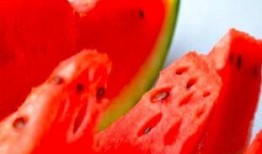 糖尿病可以吃黑瓜吗吗,黑瓜的适宜性探讨