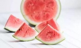 盐山韩集吃瓜,夏日吃瓜盛宴，品味乡村风情