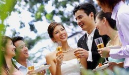 结婚新郎吃瓜视频大全,笑料百出！结婚现场趣味瞬间大盘点