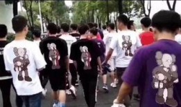 吃瓜店员,揭秘瓜果市场里的那些事儿