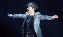 瓜地吃瓜张杰,张杰演绎夏日狂欢