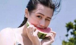 夏季吃瓜头像女