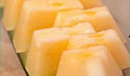 哈密瓜何时吃,哈密瓜的最佳食用时节揭秘