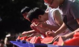 吃瓜群众王队长,吃瓜群众王队长的趣味日常