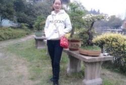 红卫衣吃瓜,揭秘时尚潮流背后的故事