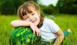 妍之有理吃瓜,揭秘娱乐圈吃瓜背后的真相与趣味