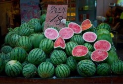 扬州人民吃瓜,品味扬州人民的夏日美食风情